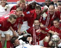 Voetbalclub Ebbsfleet mt de FA trophy